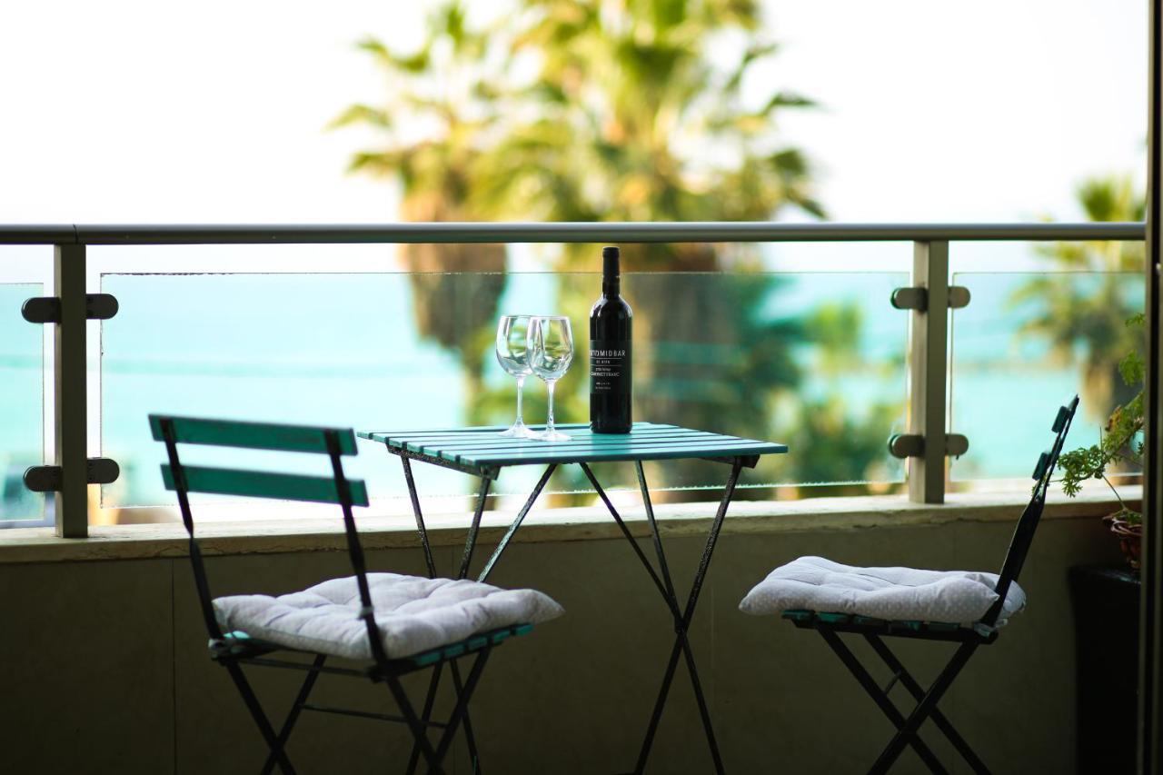 Sea View Apartment Prime Location On The Beach Tel Aviv Exterior foto