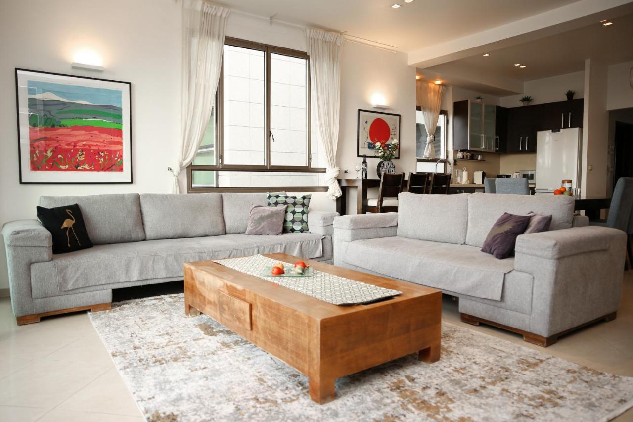 Sea View Apartment Prime Location On The Beach Tel Aviv Exterior foto